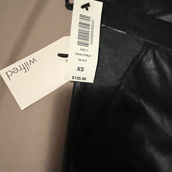 Aritzia Faux Leather Stretch Pants Size XS - Picture 2 of 2